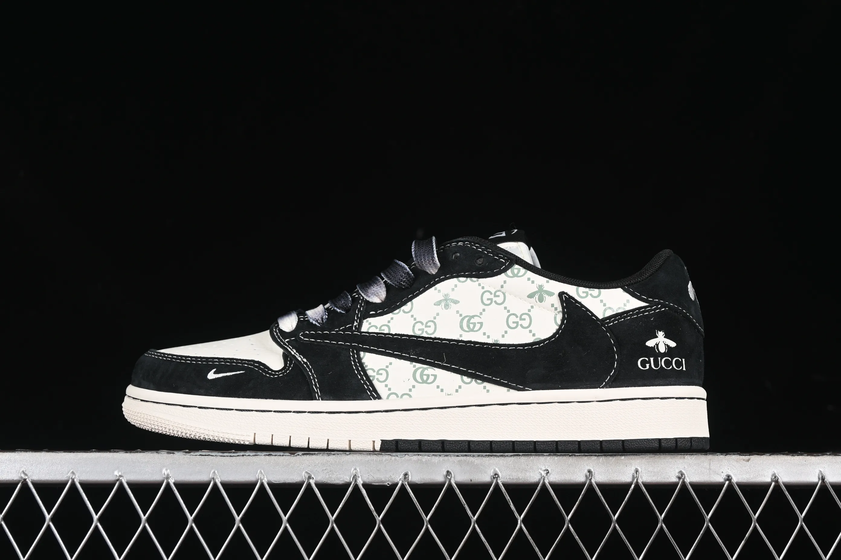 All categories Air Jordan Jordan series basketball shoes Air Jordan 1 Low High-end customized low-top sneakers Travis Scott x Fragment Design x Air Jordan 1 Low OG SP AJ1 Joe 1 Gucci joint-Black Dragonfly low-top cultural casual sneakers SJ2068-139